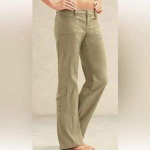 Athleta Low Rise Dipper Pant Sz 10T Hike Khaki Semi-fitted Flare Leg #773875